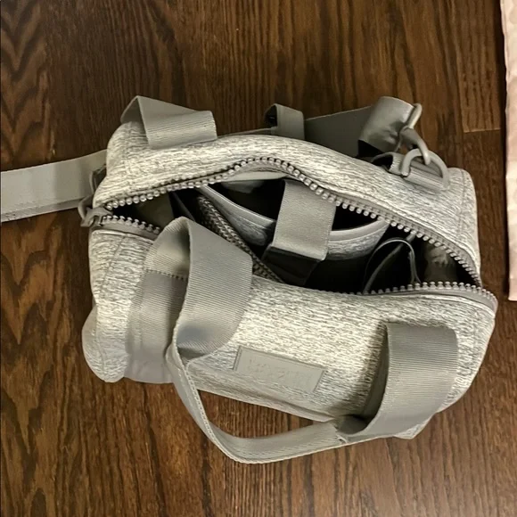 Dagne Dover Landon Neoprene Carryall Bag - Small - Heather Gray - Picture 4 of 4